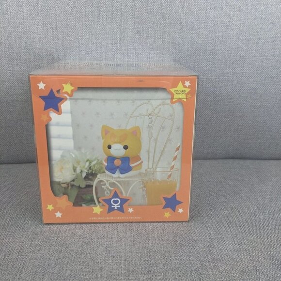 Pretty Guardian Sailor Moon Nyanto! Sailor Venus Mini-Figure - Picture 3 of 7